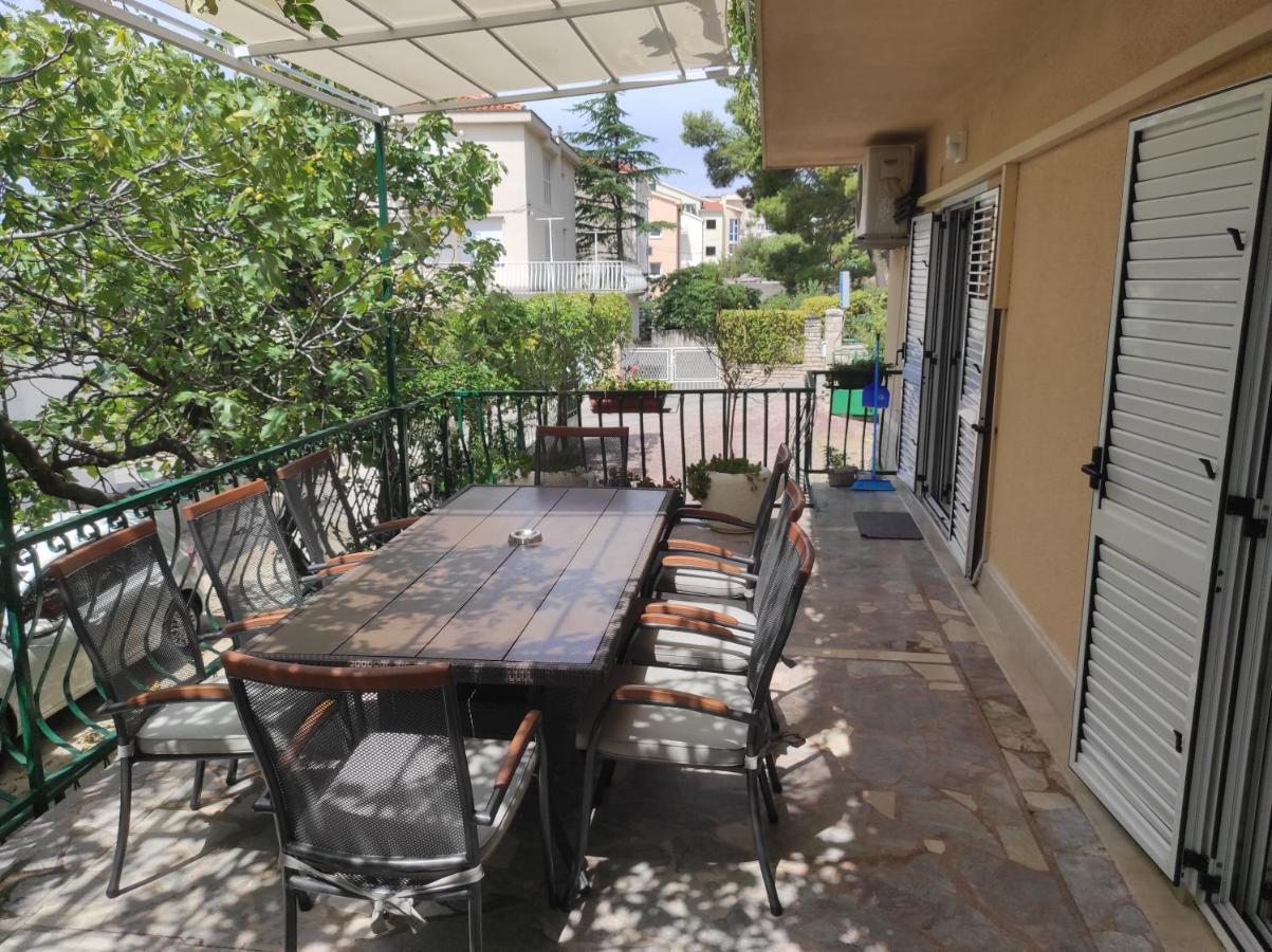 Apartments Vekic Макарска Екстериор снимка
