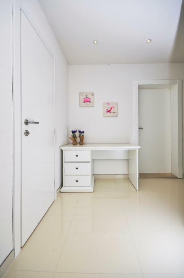 Apartments Vekic Макарска Екстериор снимка