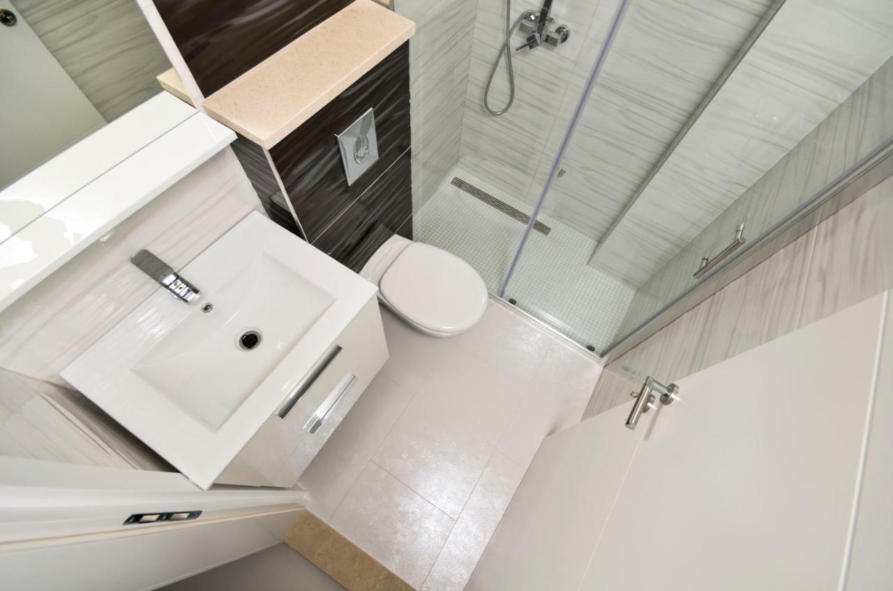 Apartments Vekic Макарска Екстериор снимка