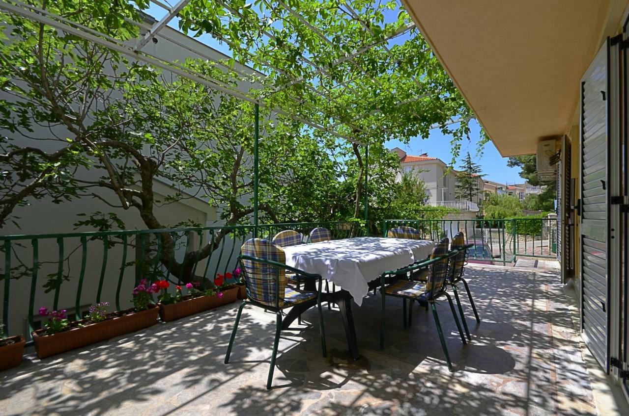 Apartments Vekic Макарска Екстериор снимка
