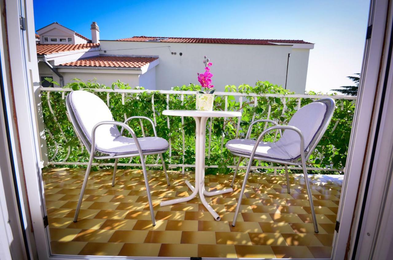 Apartments Vekic Макарска Стая снимка